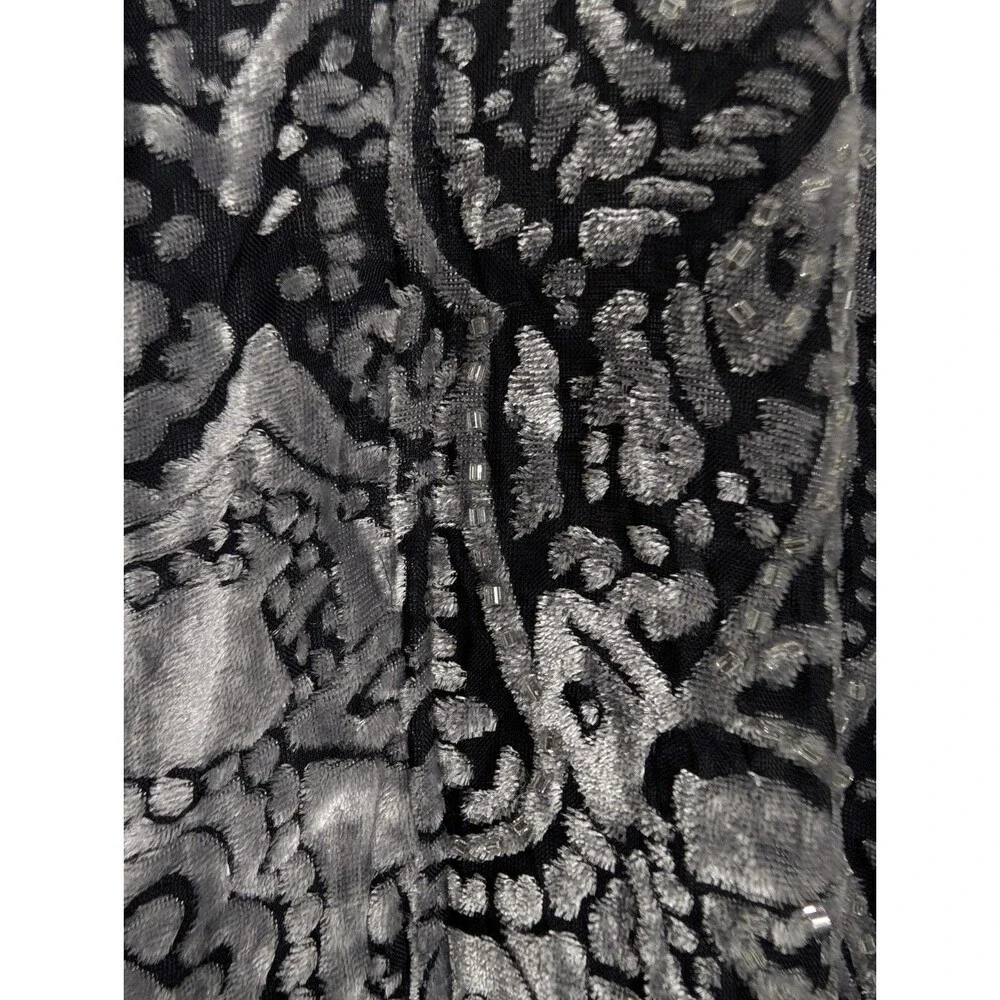 Burnout Velvet Paisley Beaded Kimono Duster - Picture 5 of 10